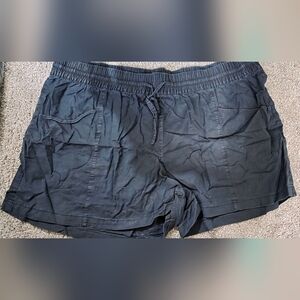 Ava & Viv Black Women's Shorts